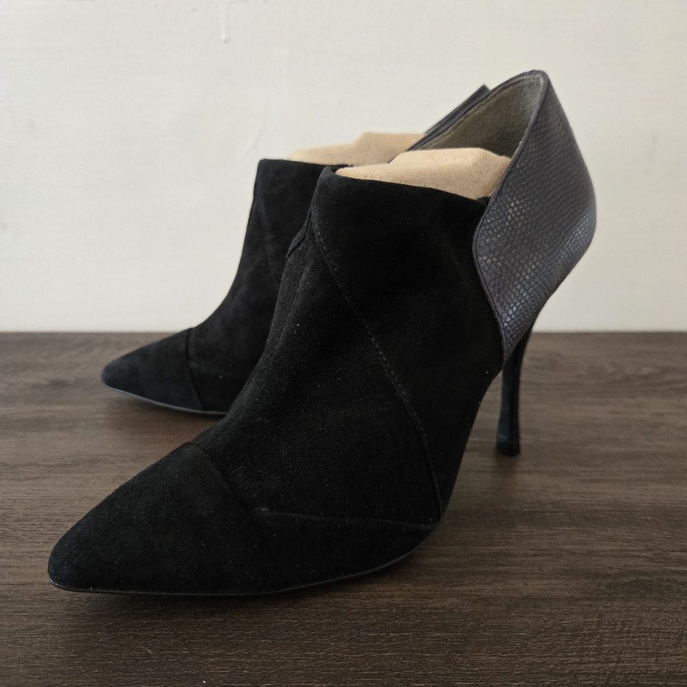 Tory Bruch Elegant Black Stiletto Ankle Boots